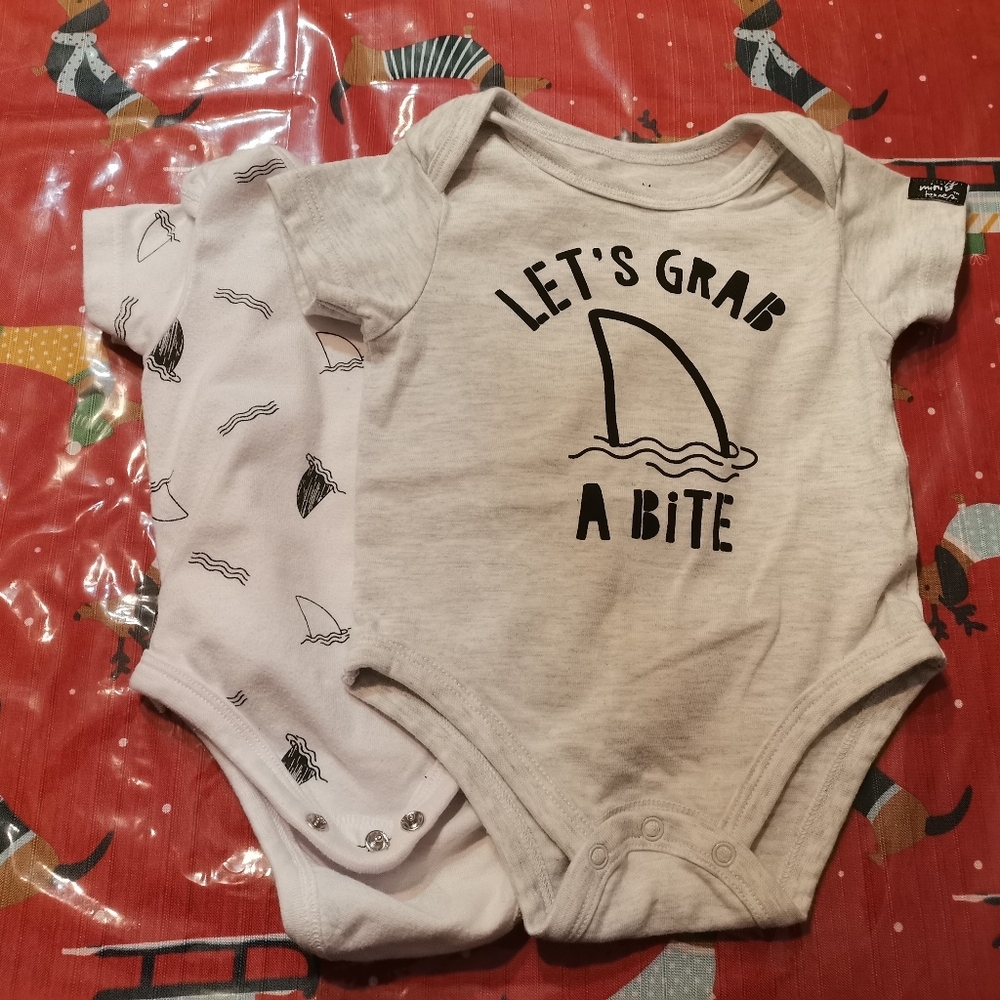 2 Mini Heroes onesies size 3M